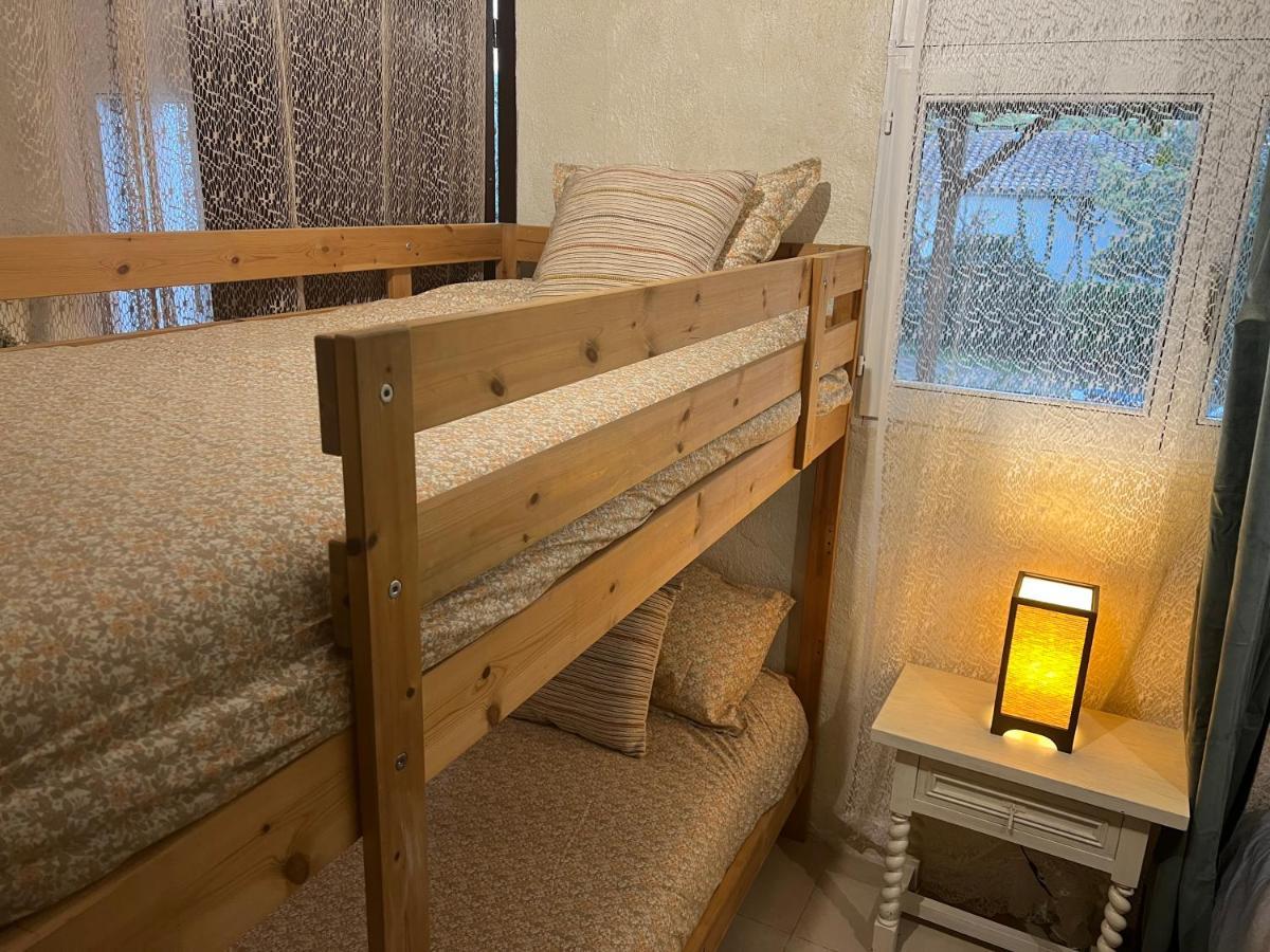 Apartamento Loft, Jardin Y Piscina Privada Romanya de la Selva Exterior photo
