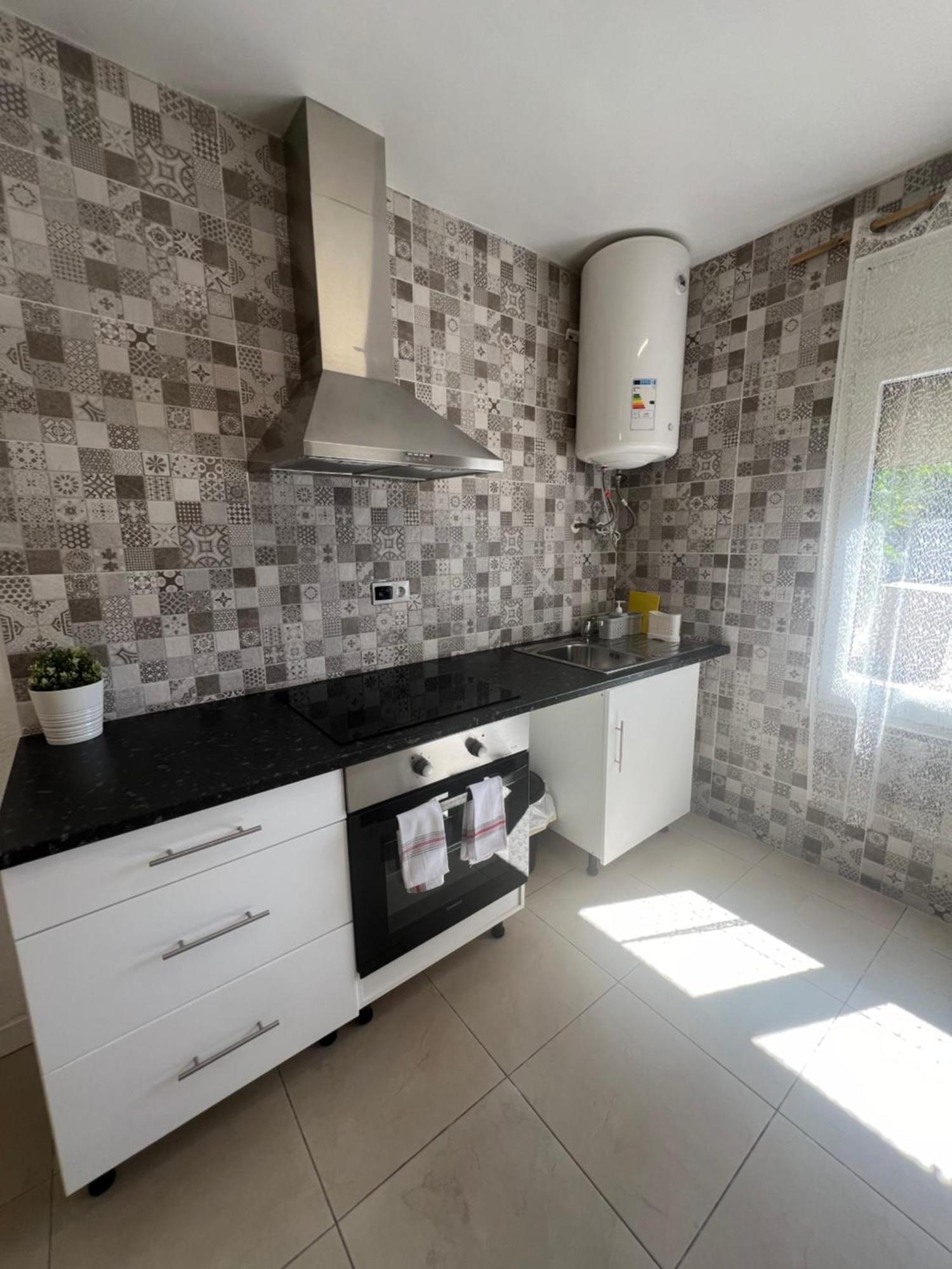 Apartamento Loft, Jardin Y Piscina Privada Romanya de la Selva Exterior photo